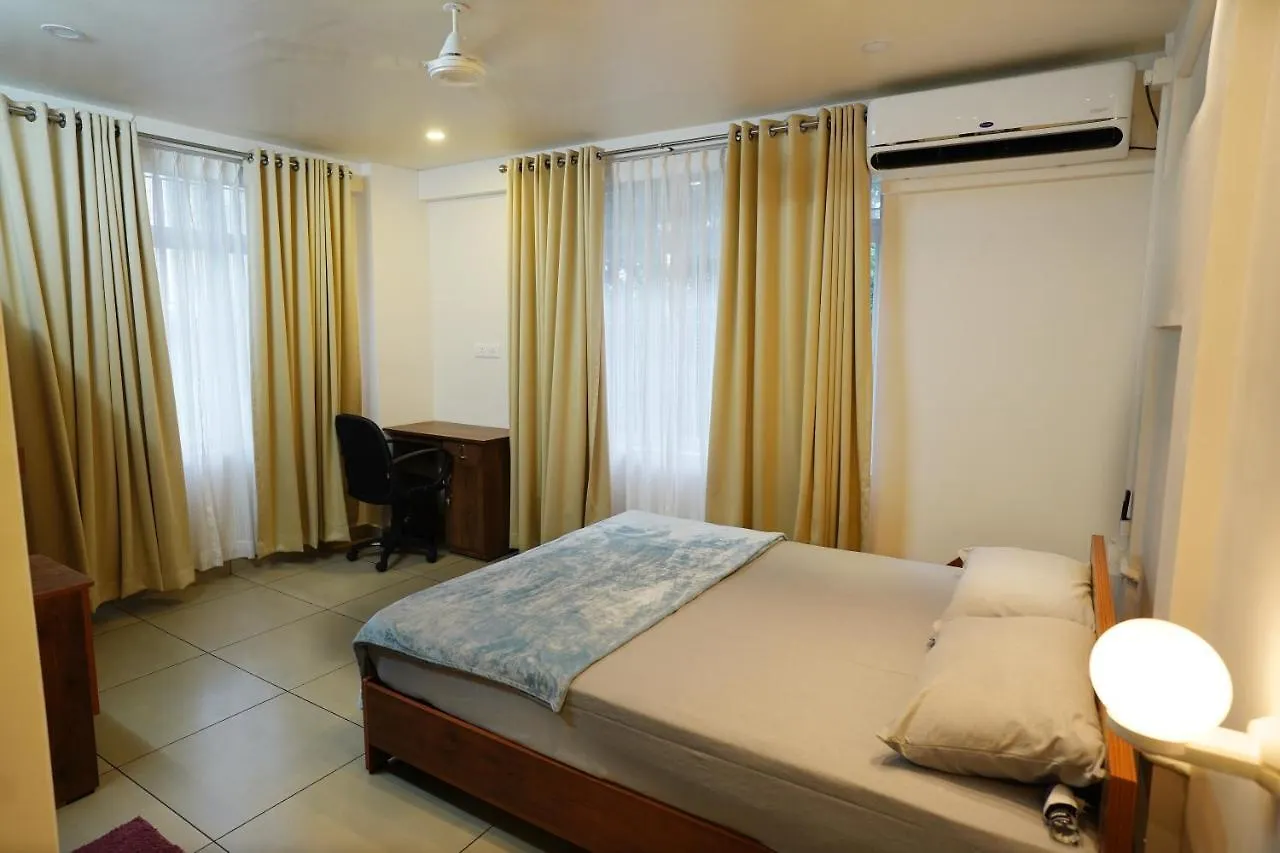 Kadampanattu'S Homestay Kochi Apartment